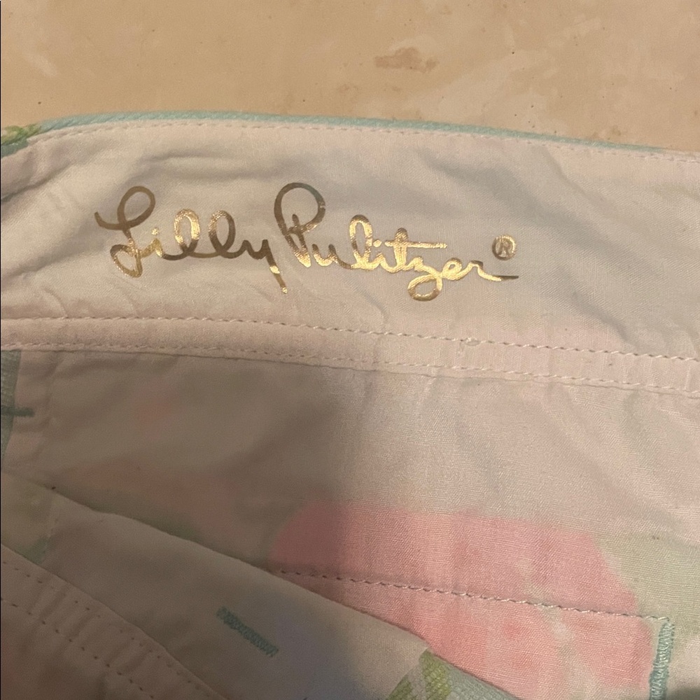 Lilly Pulitzer Pastel Floral Women's Shorts - Picture 2 of 4